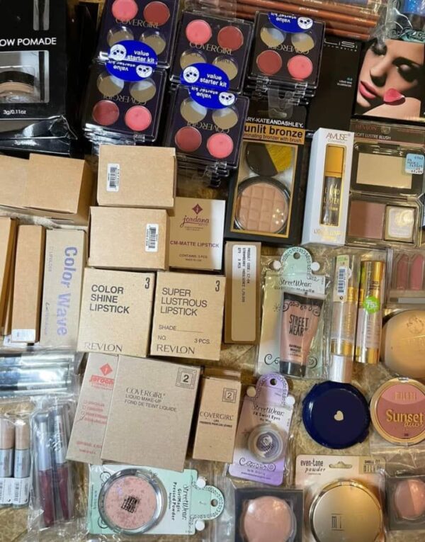 cosmetic liquidation pallets - Image 8